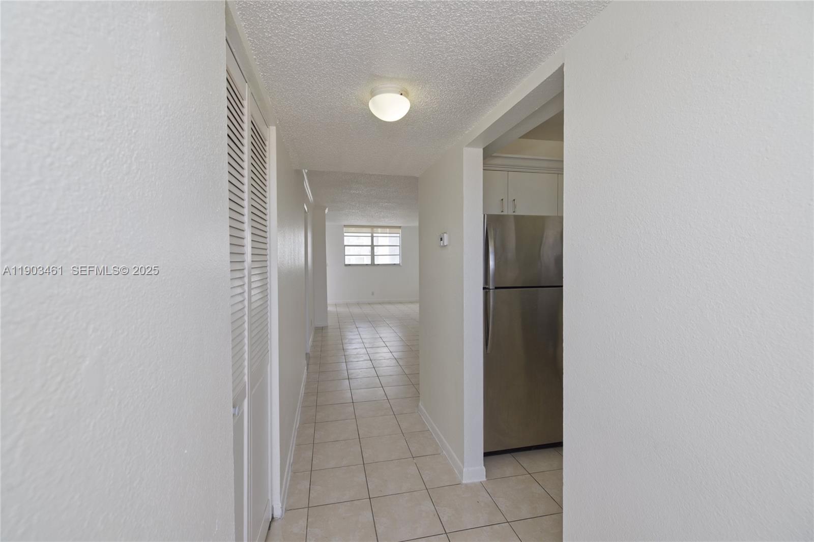 2903 N Miami Beach Boulevard 806 Property Photo 7