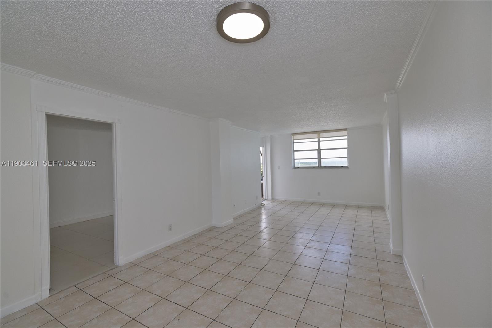 2903 N Miami Beach Boulevard 806 Property Photo 9