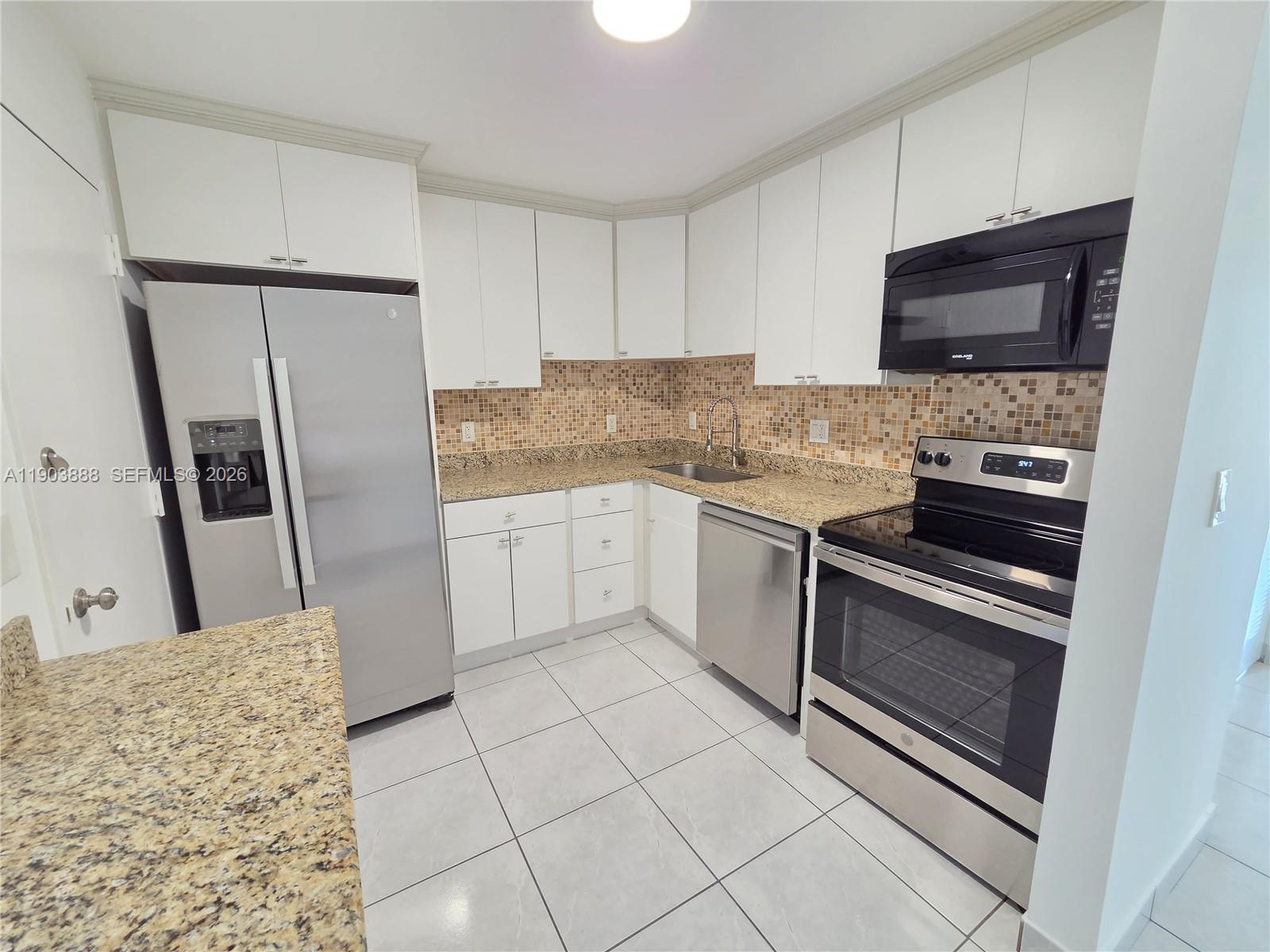 2821 N Miami Beach Boulevard 5O Property Photo 1