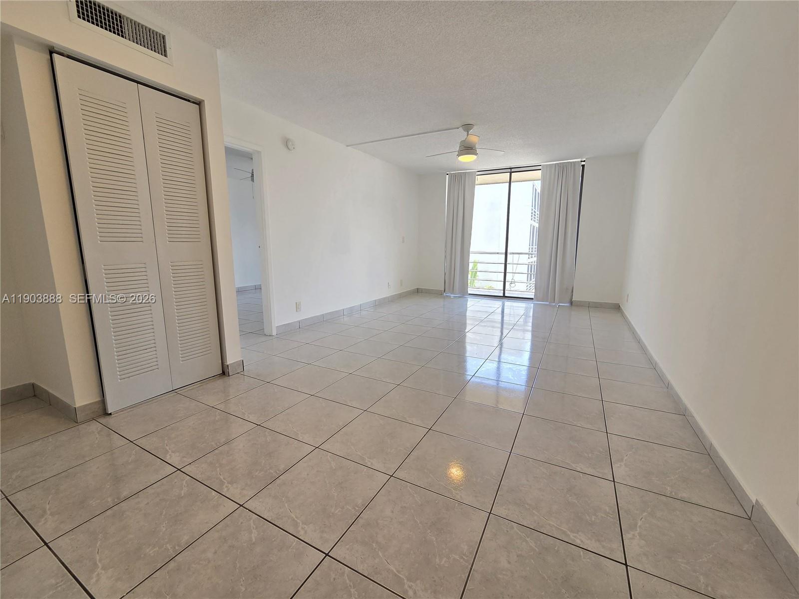 2821 N Miami Beach Boulevard 5o Property Photo 5