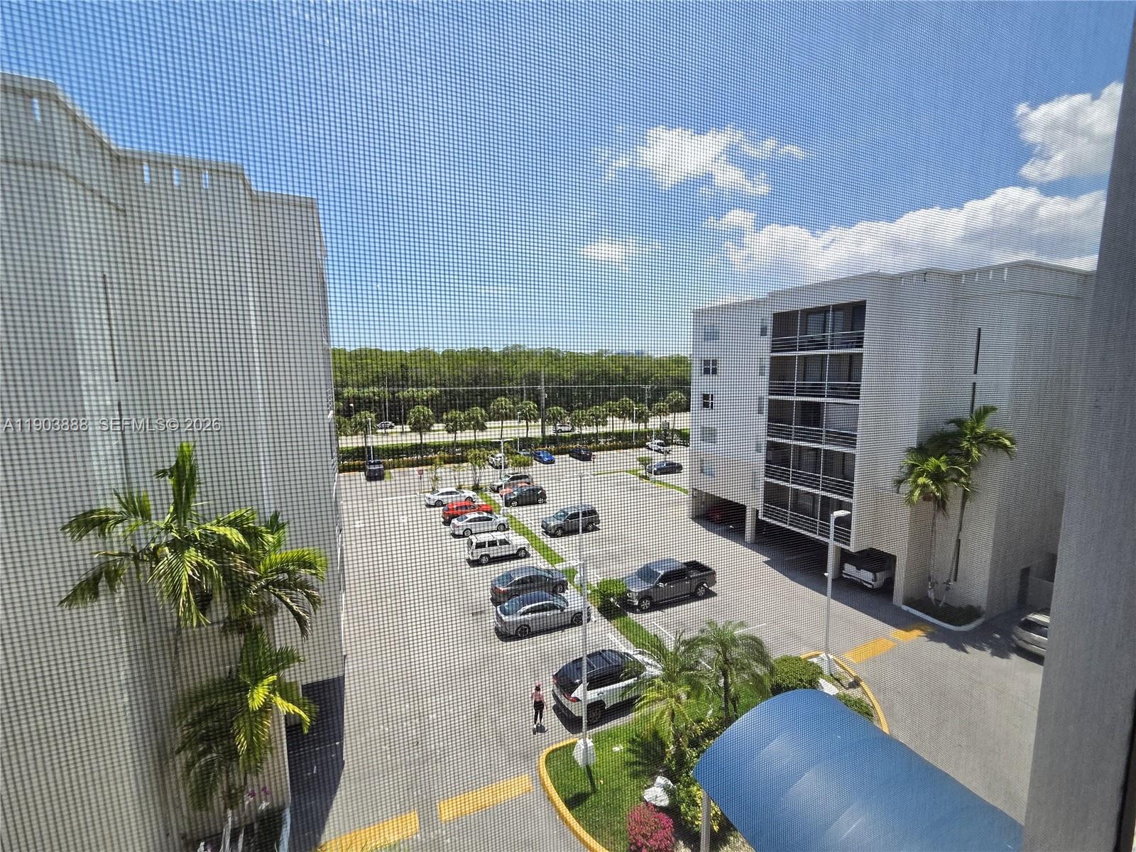 2821 N Miami Beach Boulevard 5o Property Photo 9