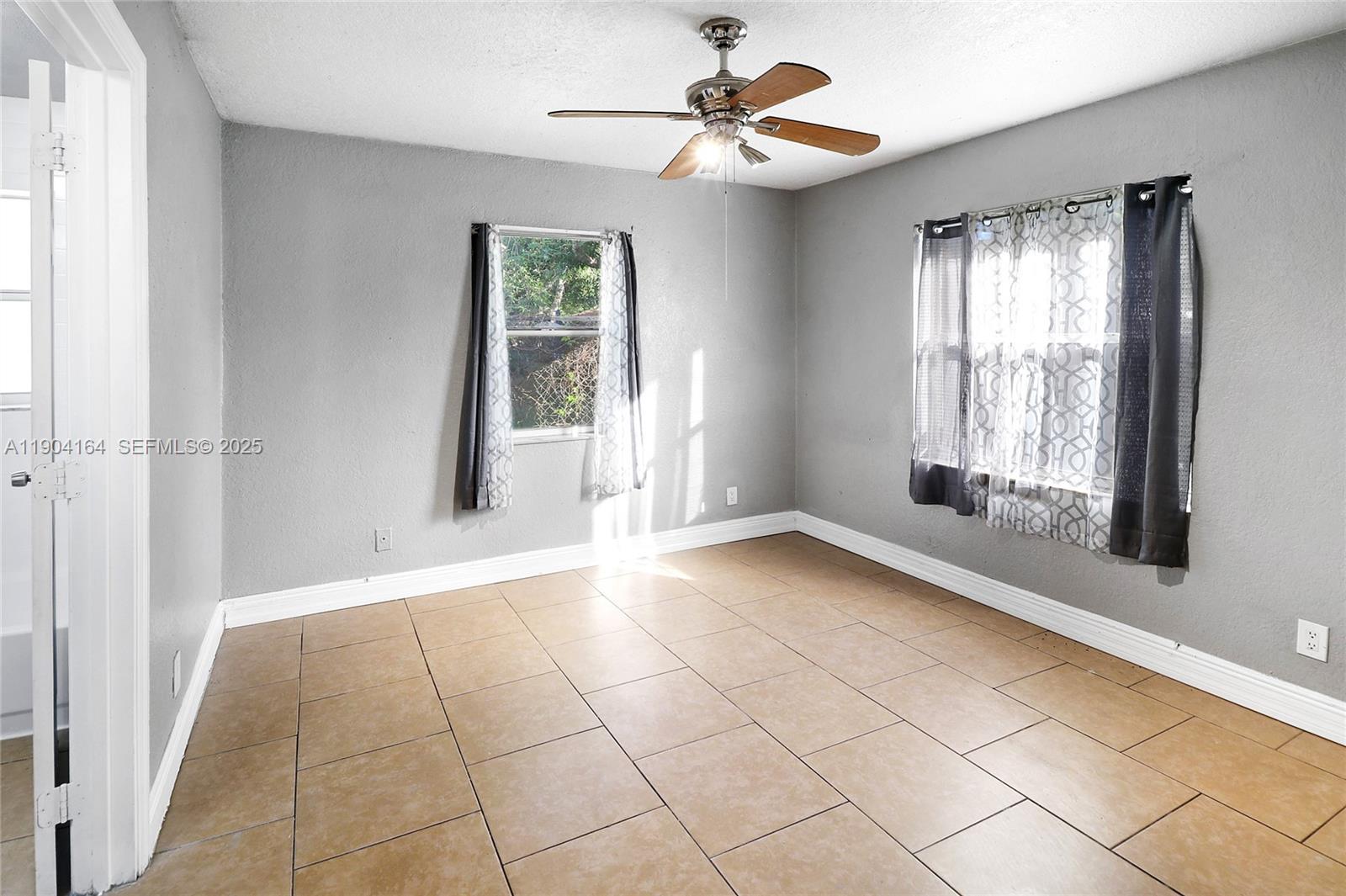 1722 Nw 8th Court Property Photo 16