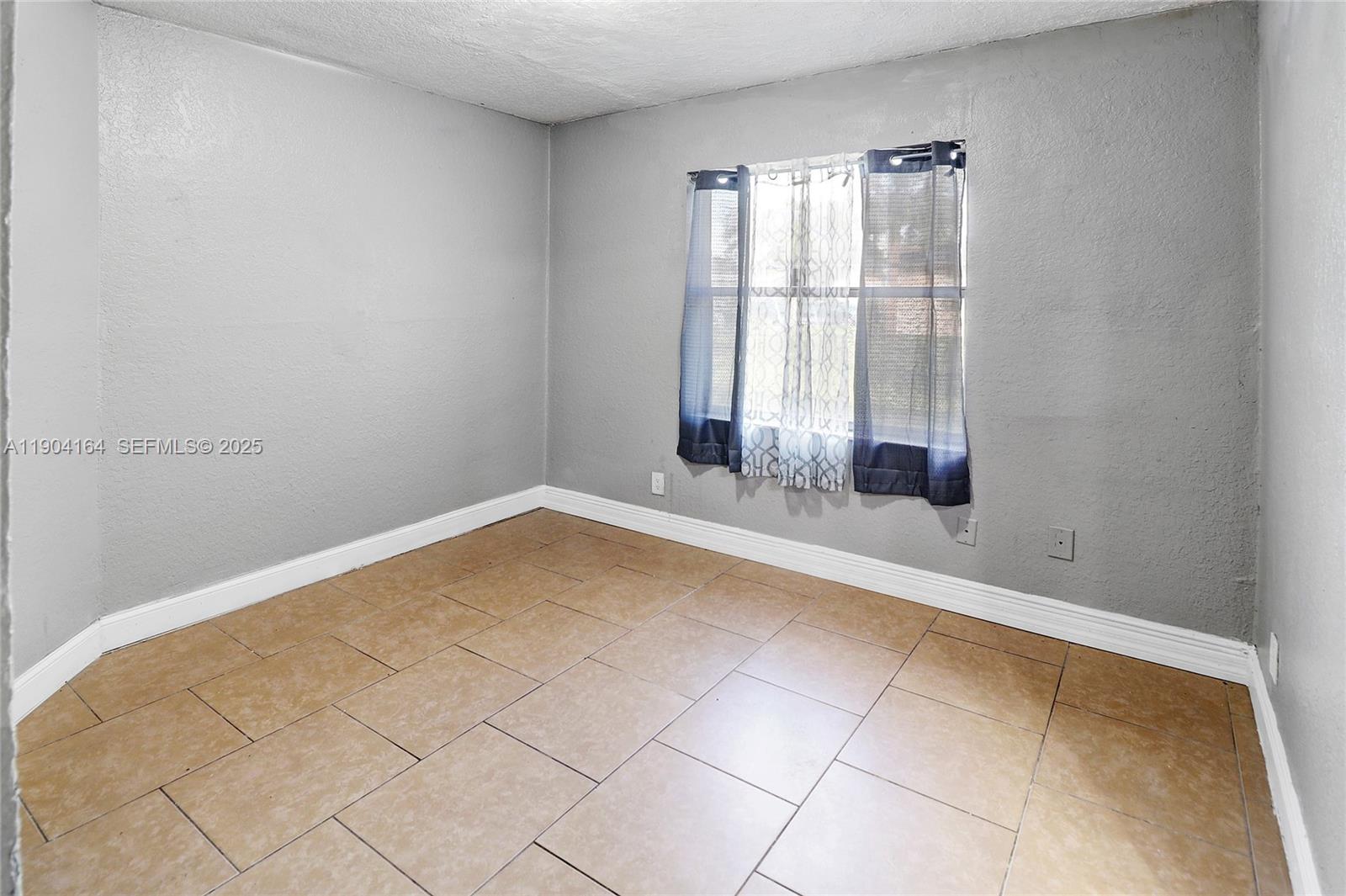 1722 Nw 8th Court Property Photo 17
