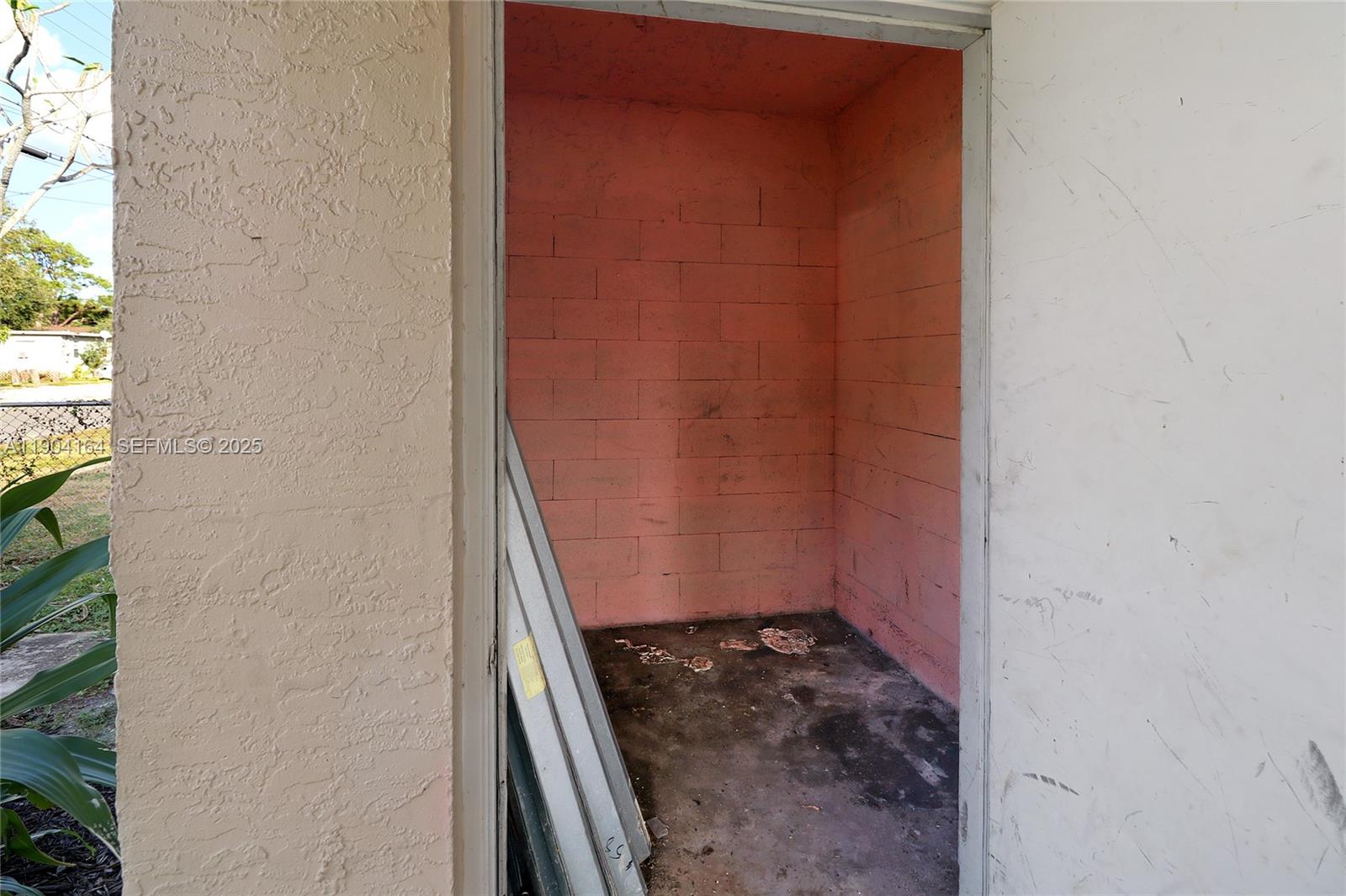 1722 Nw 8th Court Property Photo 21