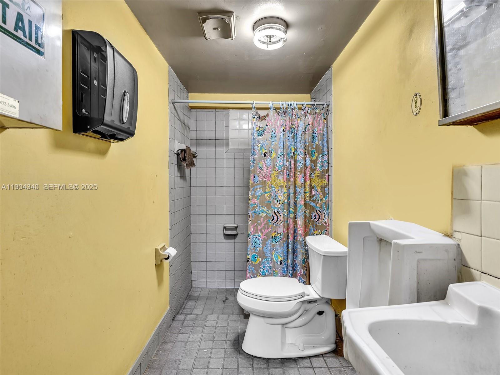 2112 Nw 36th Street Property Photo 21