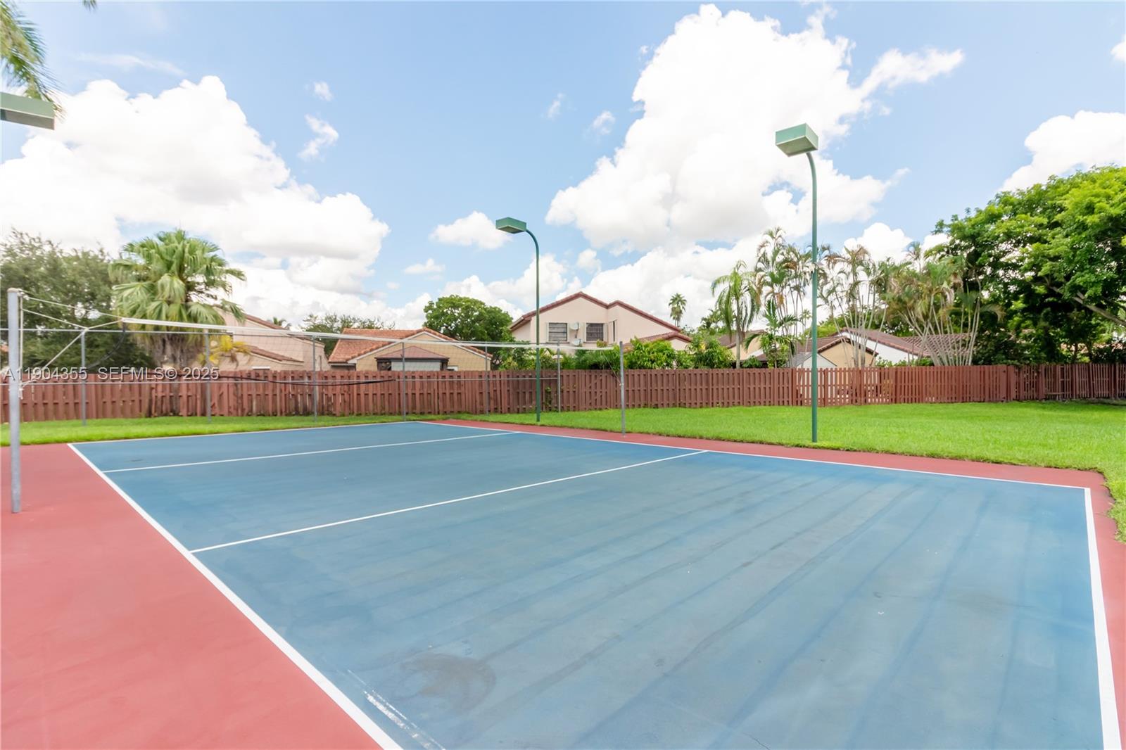 17230 Nw 64th Avenue . Property Photo 60