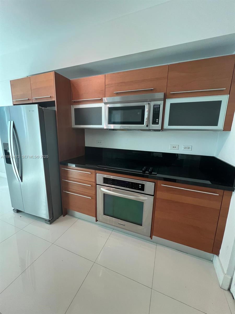 244 Biscayne Boulevard 908 Property Photo 11
