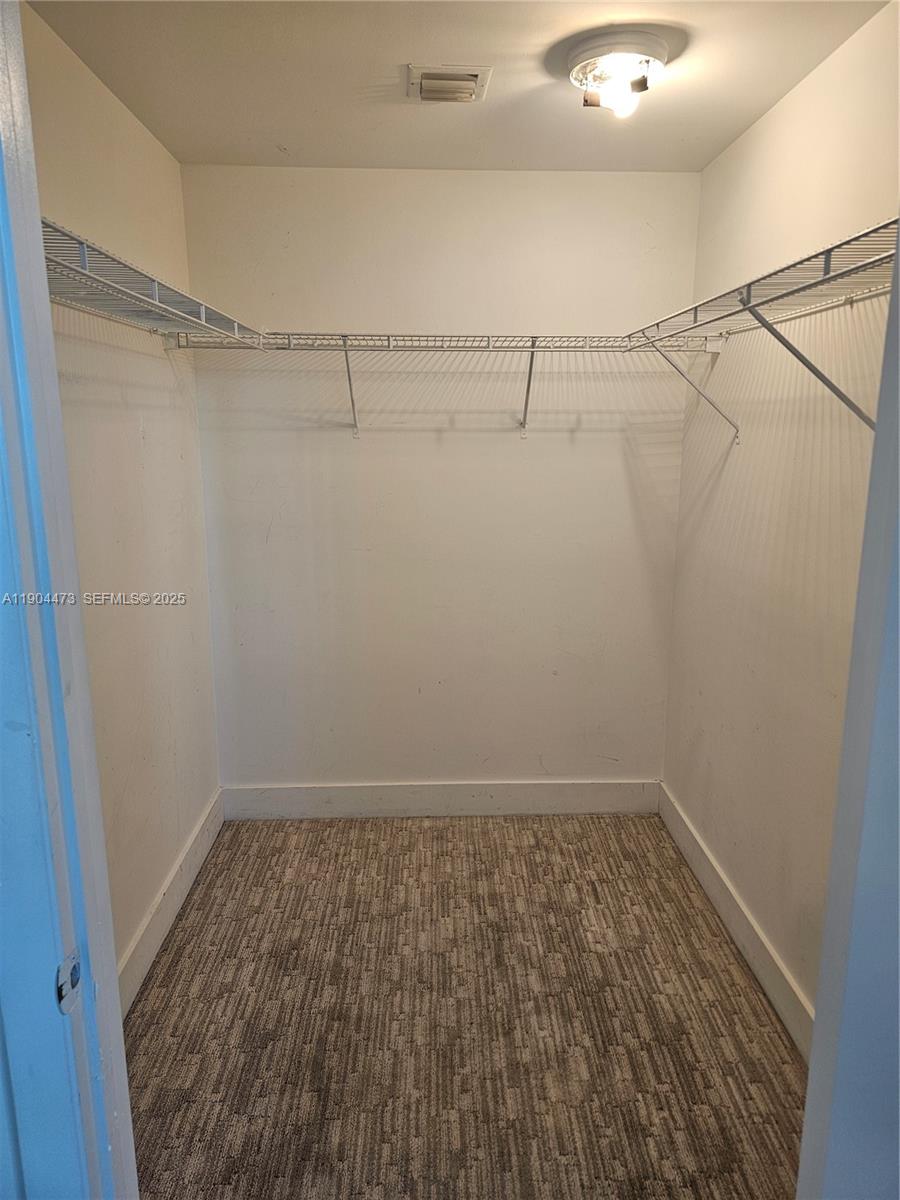 244 Biscayne Boulevard 908 Property Photo 24
