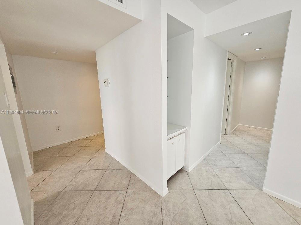 18041 Biscayne Boulevard 204 Property Photo 11