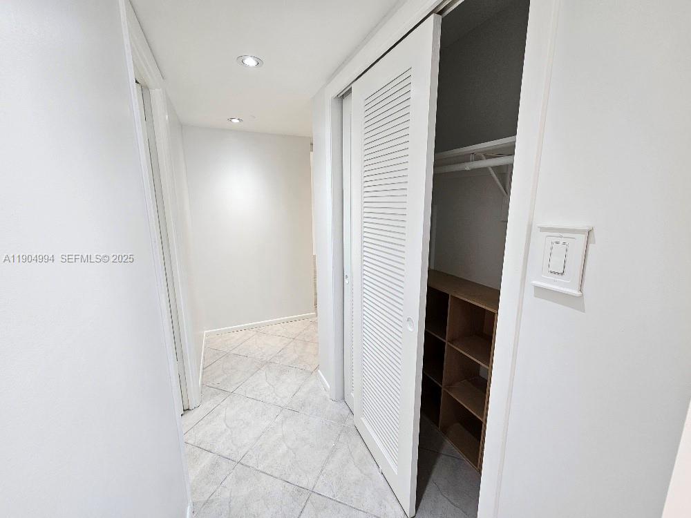 18041 Biscayne Boulevard 204 Property Photo 13