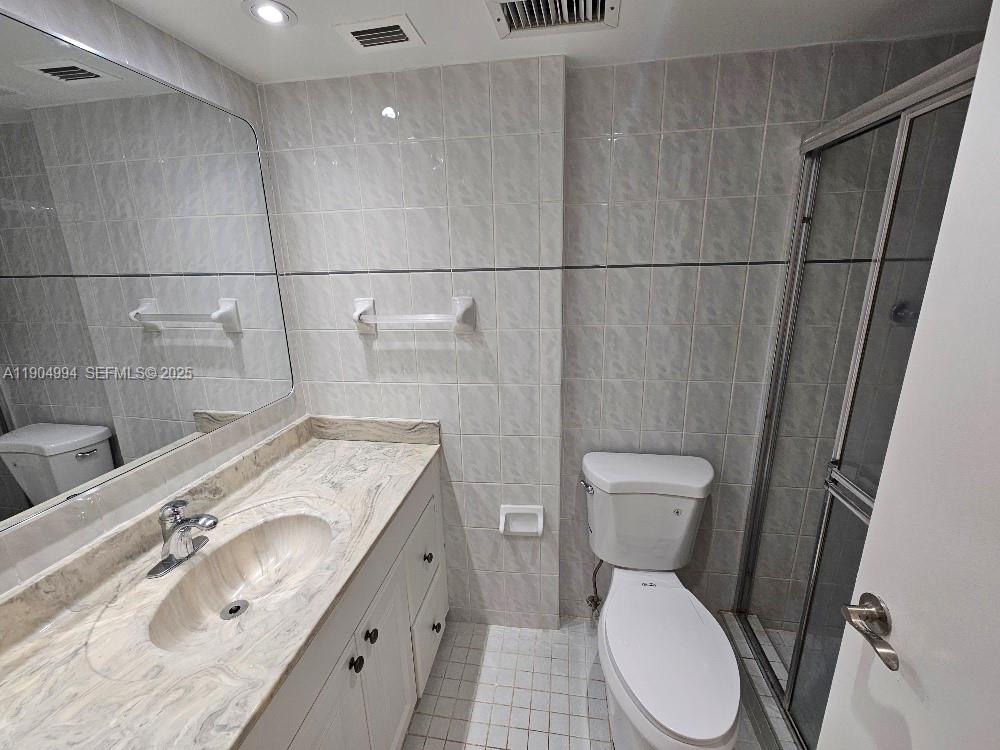 18041 Biscayne Boulevard 204 Property Photo 24