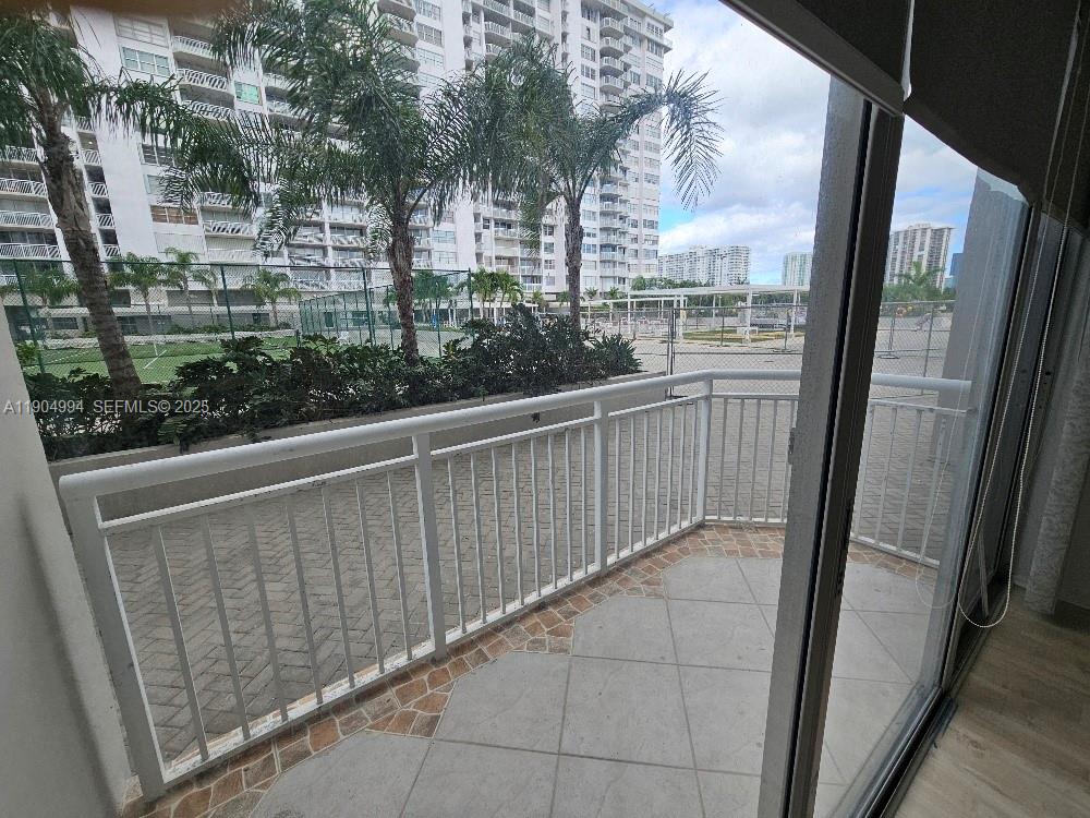 18041 Biscayne Boulevard 204 Property Photo 26