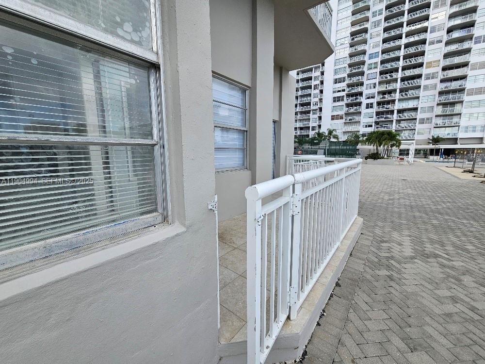 18041 Biscayne Boulevard 204 Property Photo 30