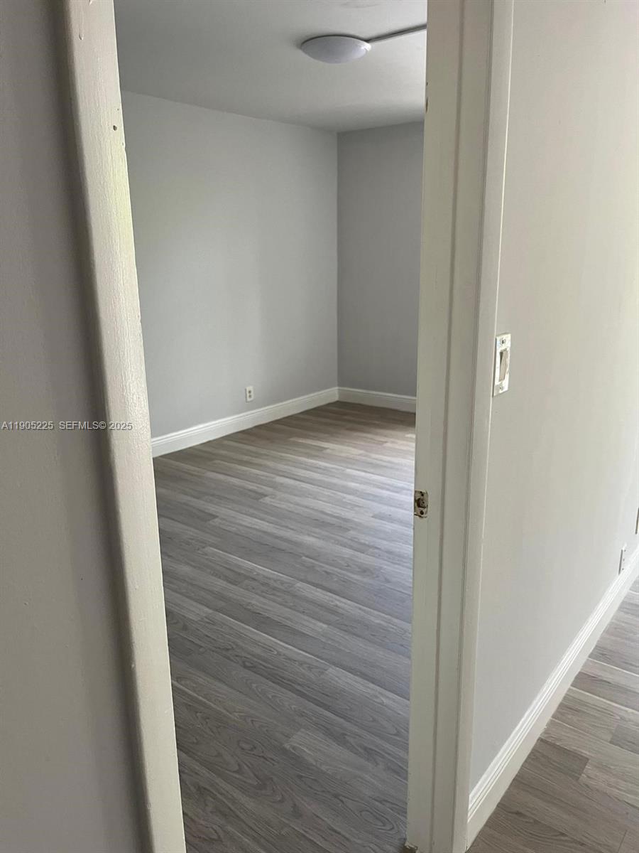 2701 Riverside Drive 203-b Property Photo 8