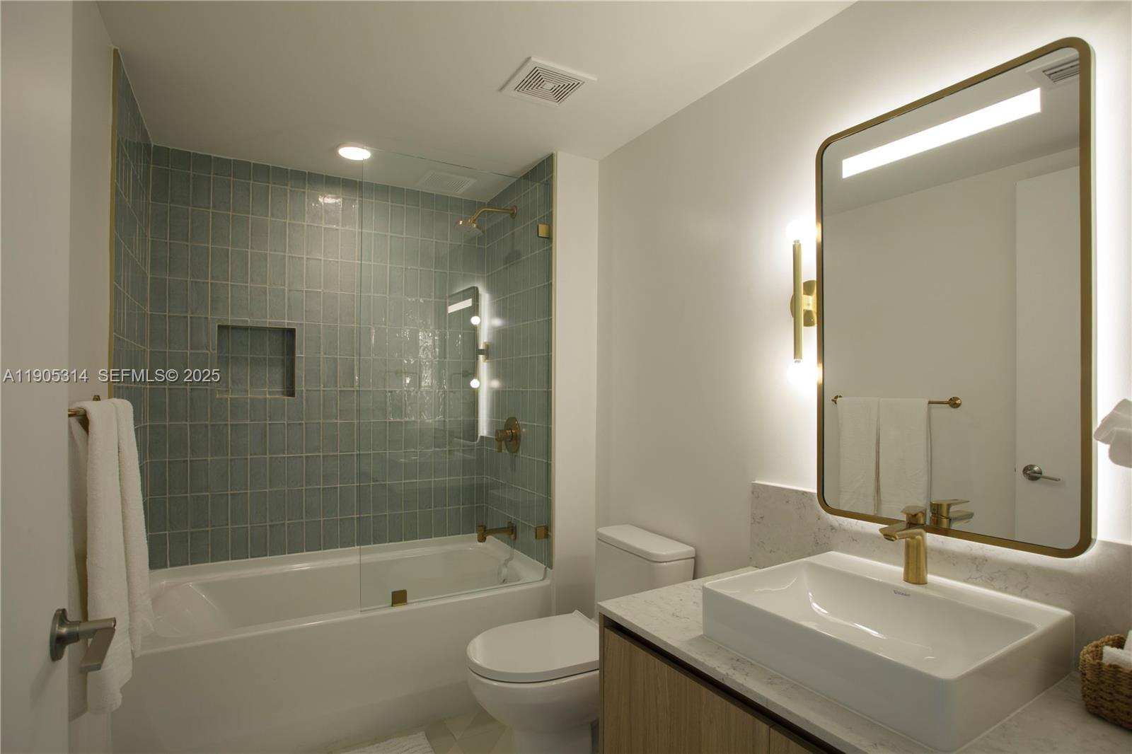 159 Ne 6th Street 2816 Property Photo 20
