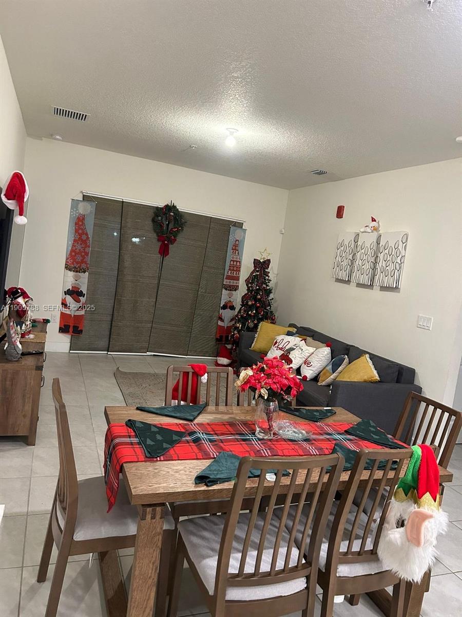 A11905788 Property Photo 10