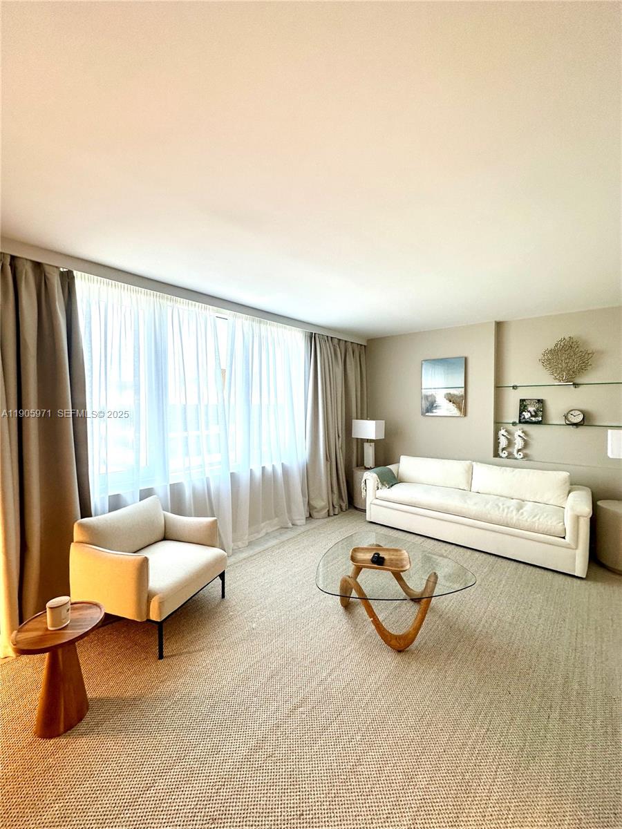 2301 Collins Avenue 836 Property Photo 2