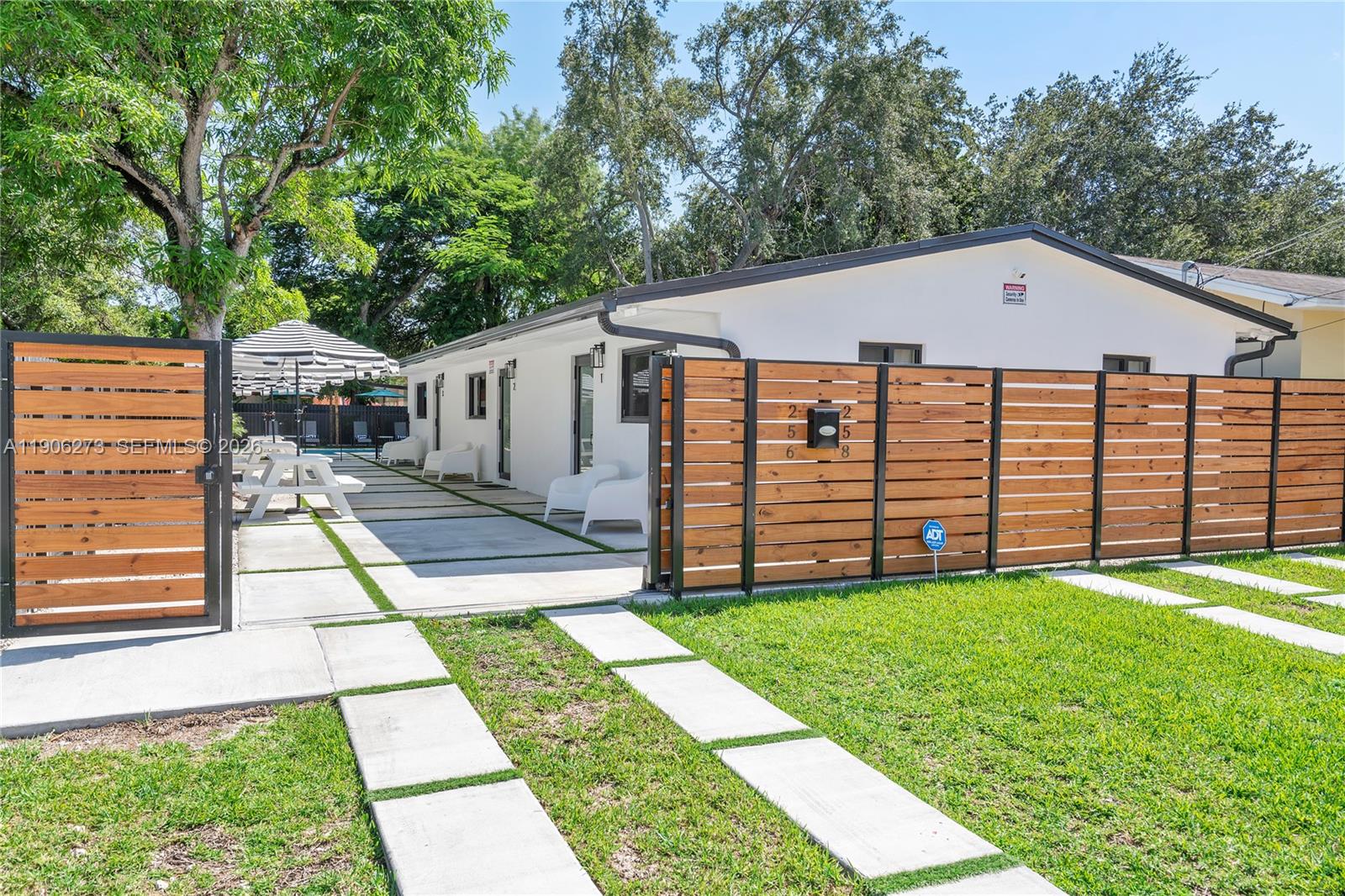 256 Nw 57th Street Property Photo 2