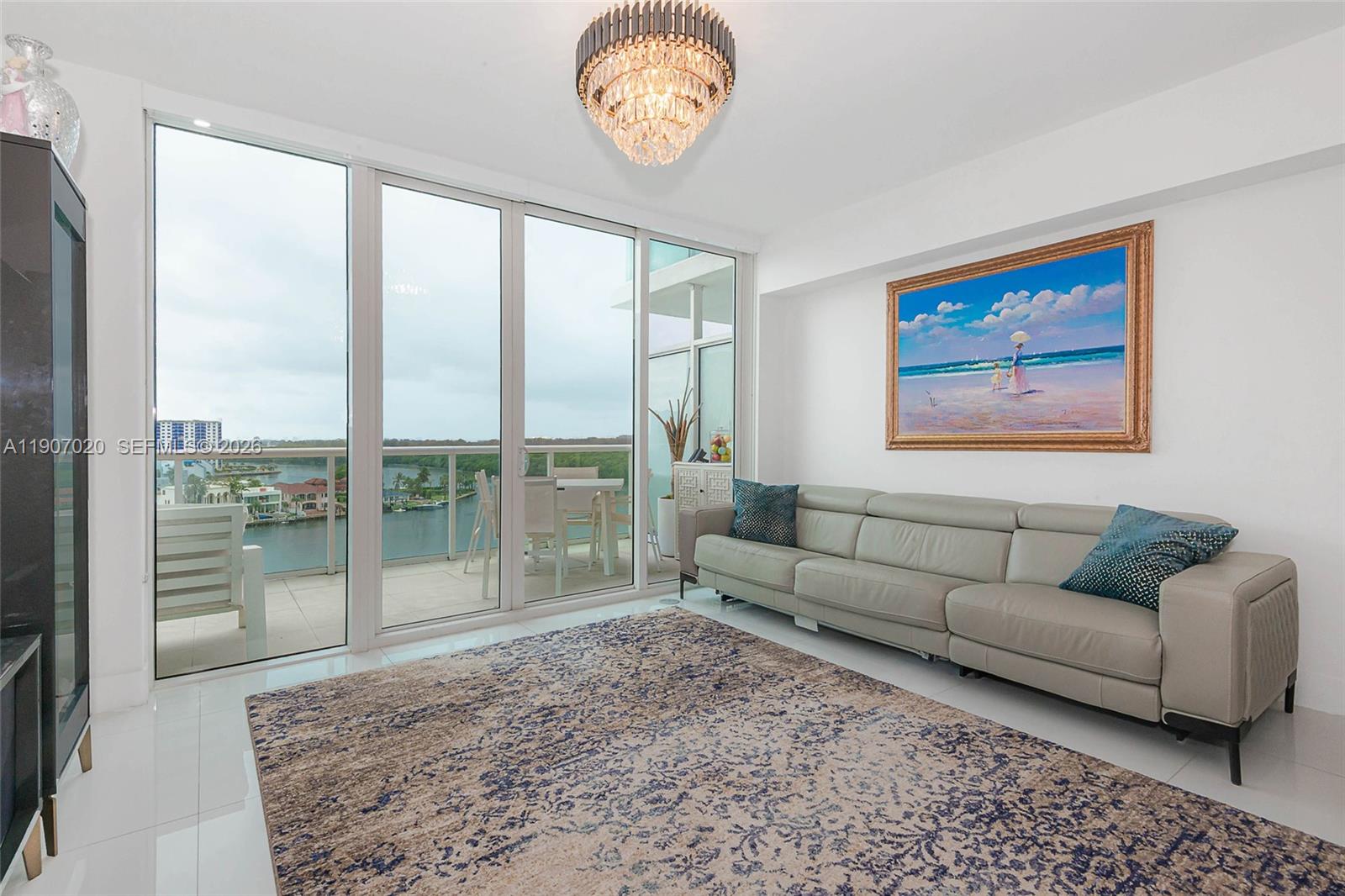 400 Sunny Isles Boulevard 906 Property Photo 2