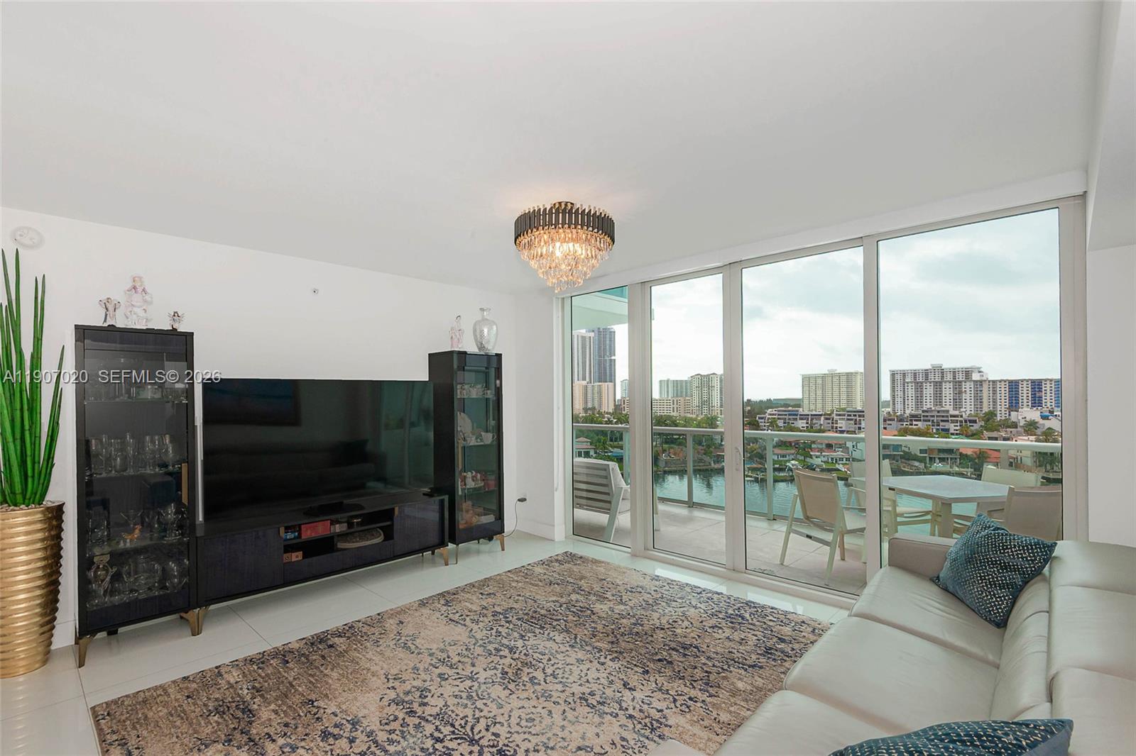 400 Sunny Isles Boulevard 906 Property Photo 3