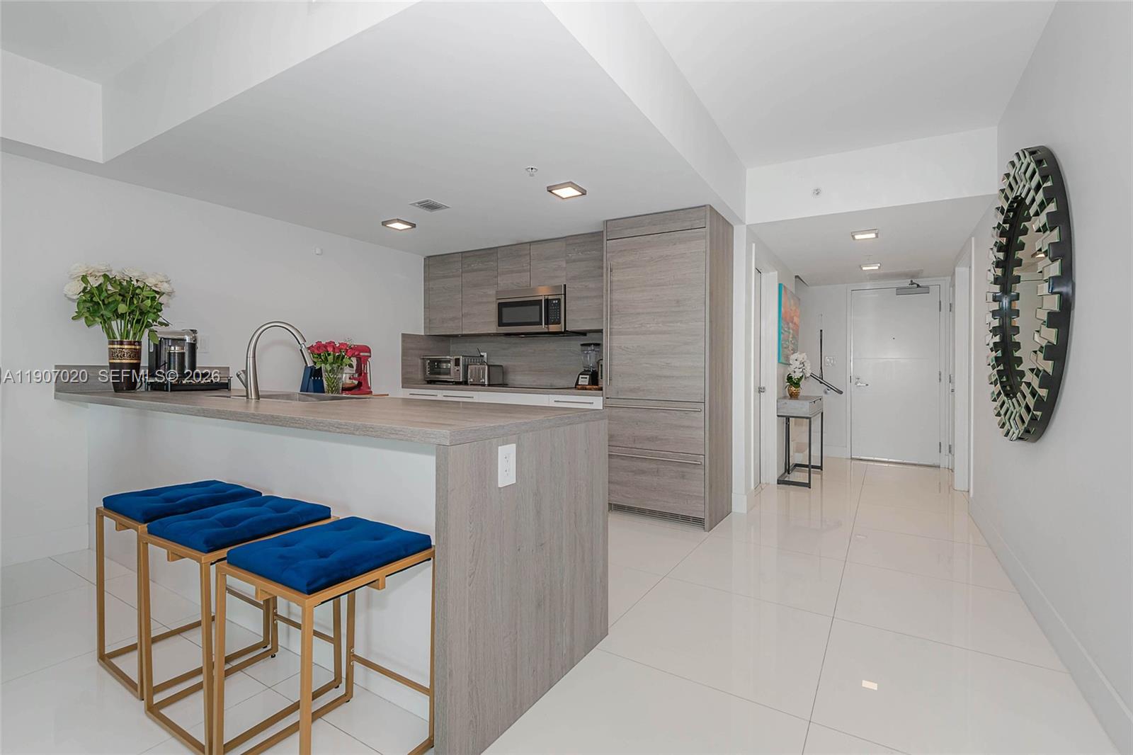 400 Sunny Isles Boulevard 906 Property Photo 7