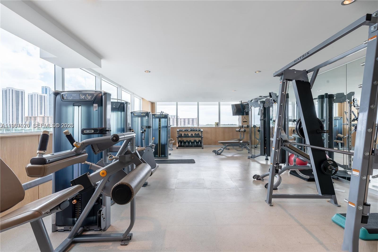 400 Sunny Isles Boulevard 906 Property Photo 34