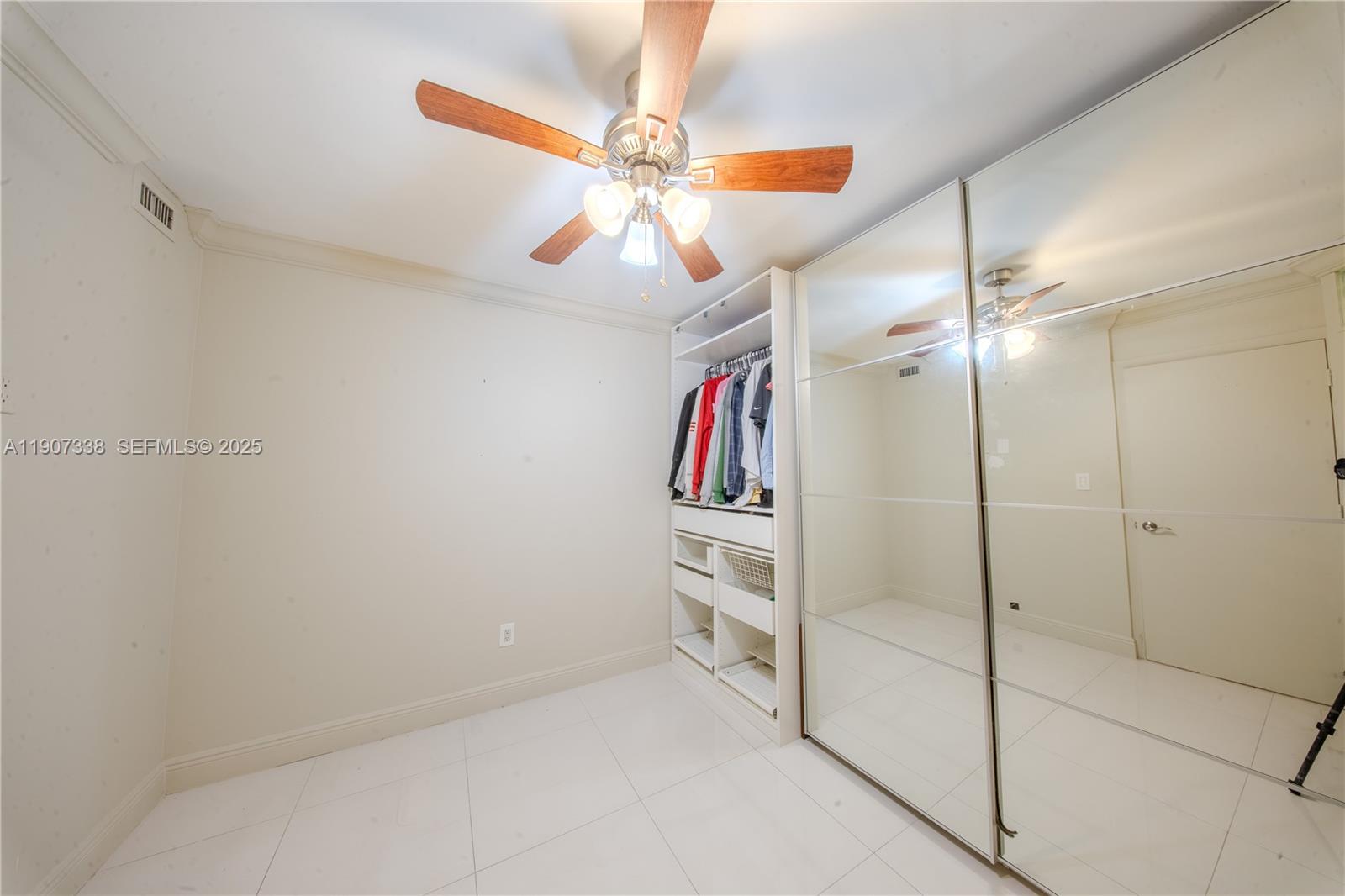 1660 Ne 191st Street 410-1 Property Photo 22