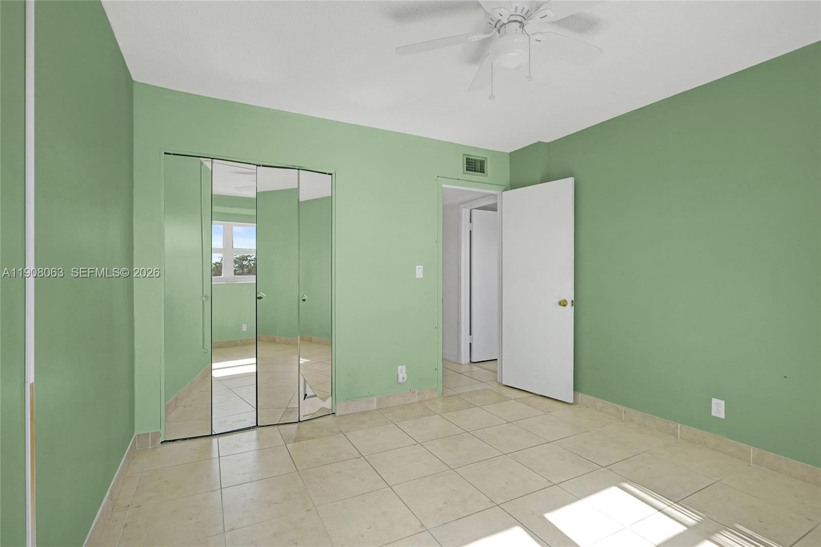 1425 Arthur Street 301a Property Photo 26