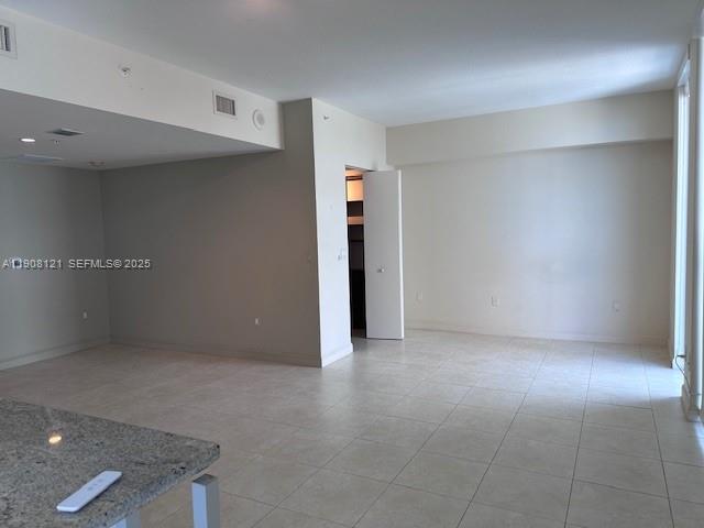 185 Sw 7th Street 2300 Property Photo 5
