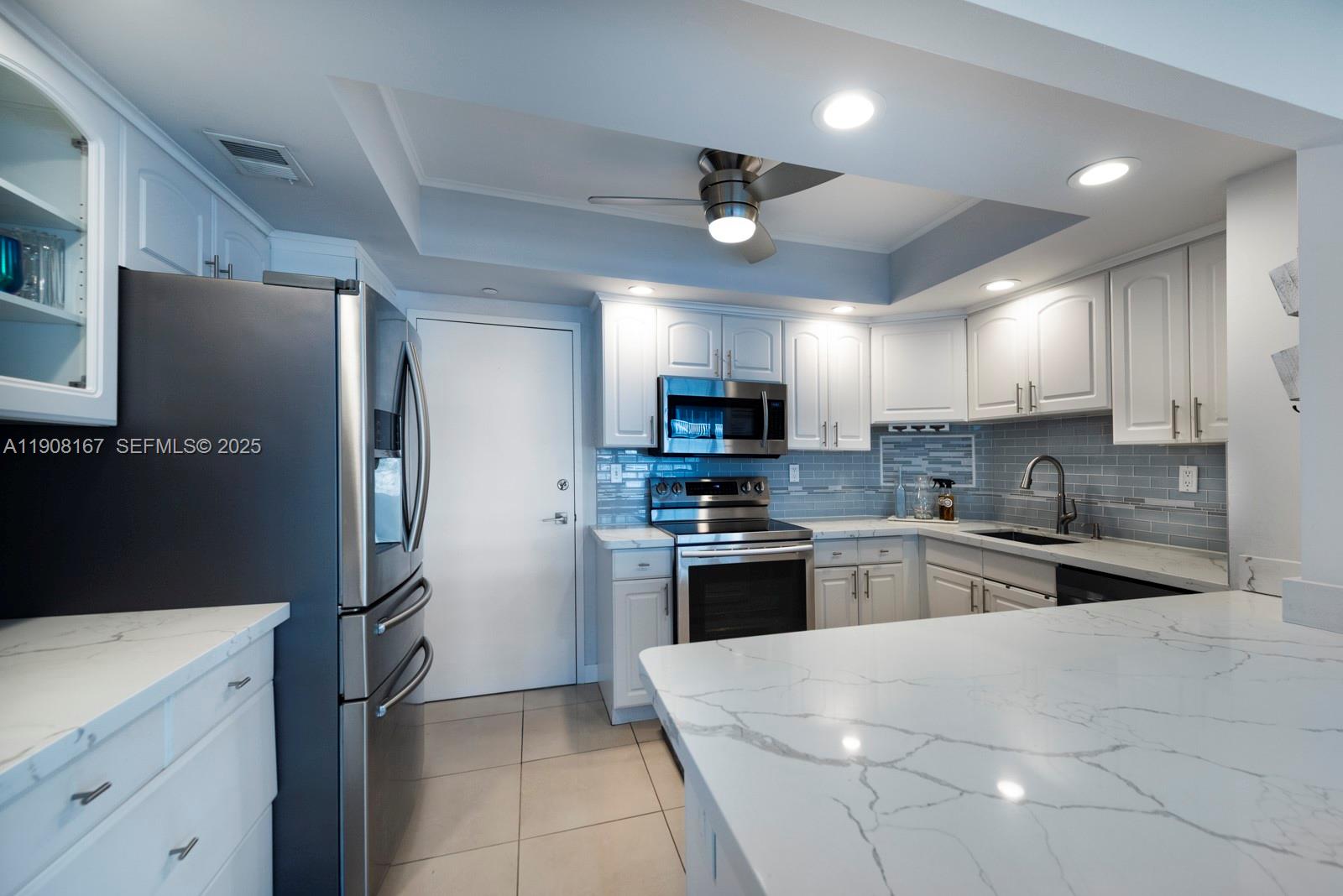 4010 Galt Ocean Drive 815 Property Photo 10