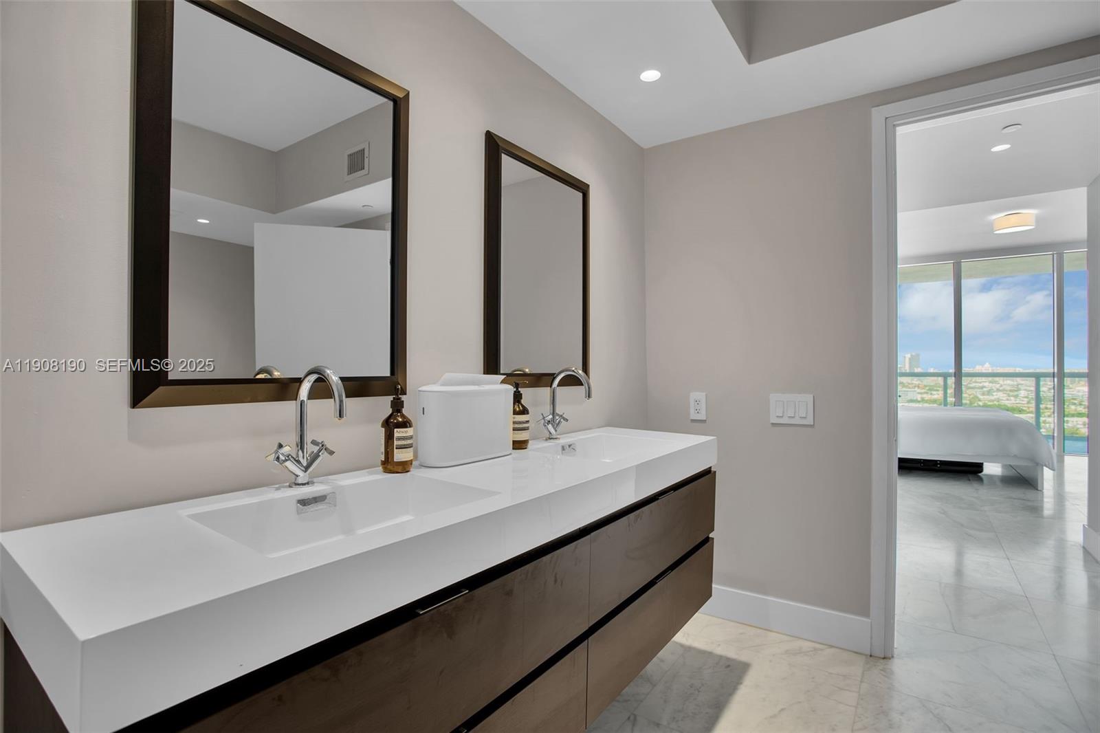 450 Alton Road 2110 Property Photo 21