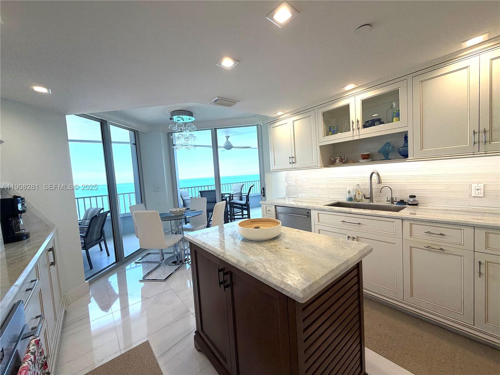 5200 N Ocean Drive 1801 Property Photo 5