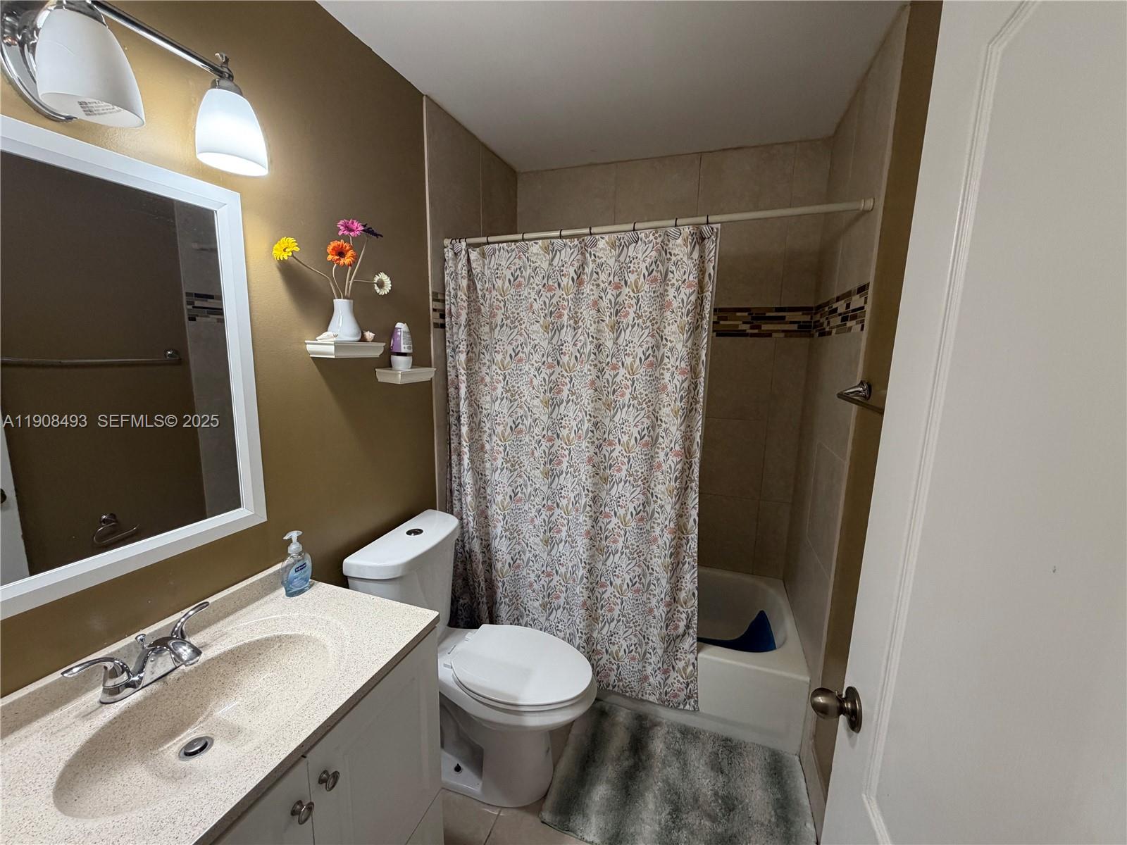 810 Ne 212th Terrace 2 Property Photo 32
