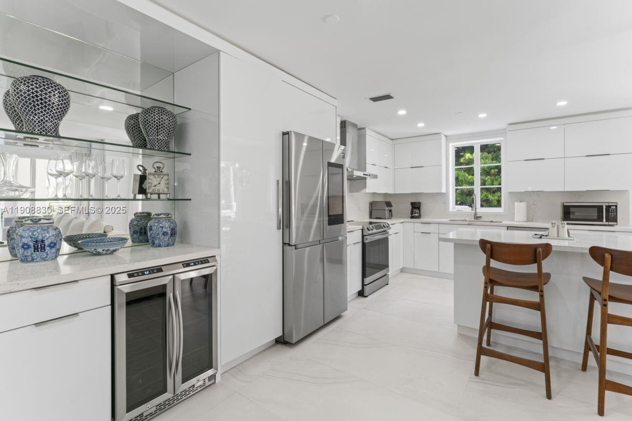 19217 Fisher Island Drive 19217 Property Photo 13