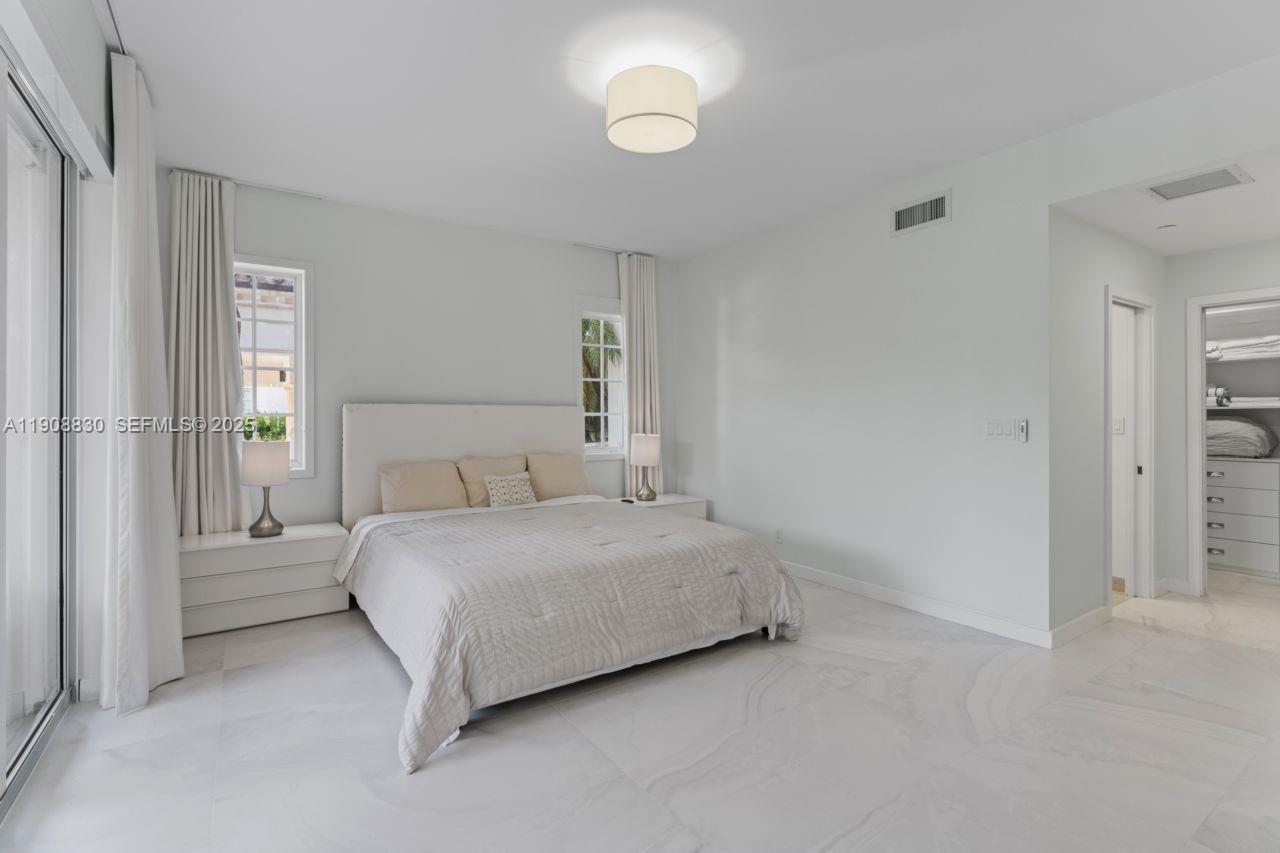 19217 Fisher Island Drive 19217 Property Photo 15