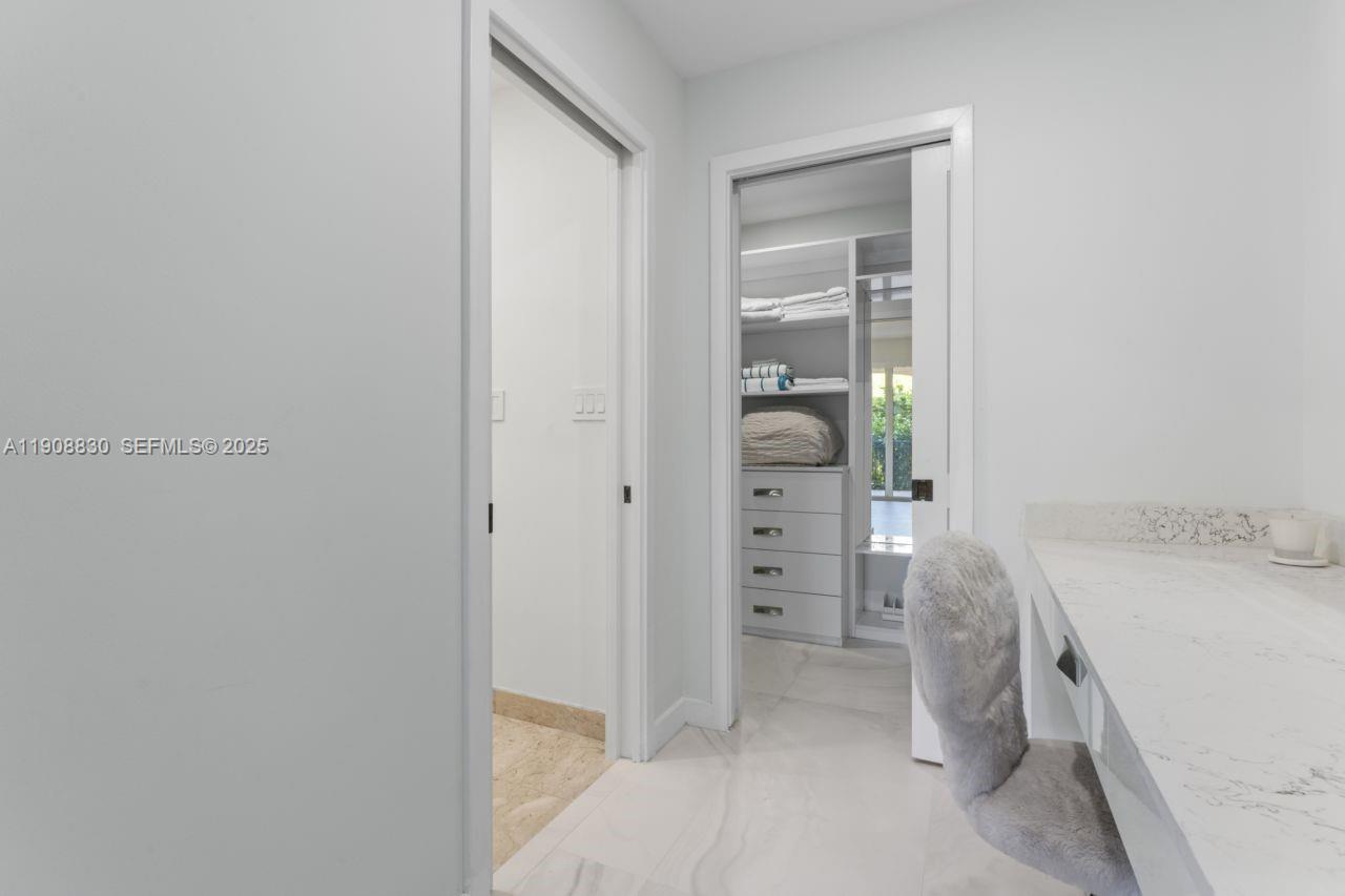 19217 Fisher Island Drive 19217 Property Photo 18