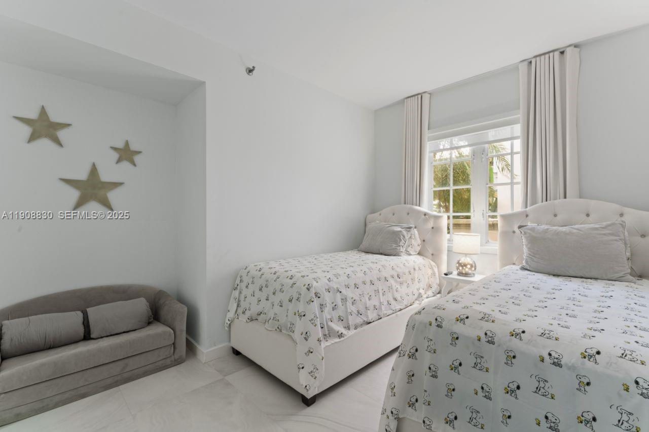 19217 Fisher Island Drive 19217 Property Photo 27