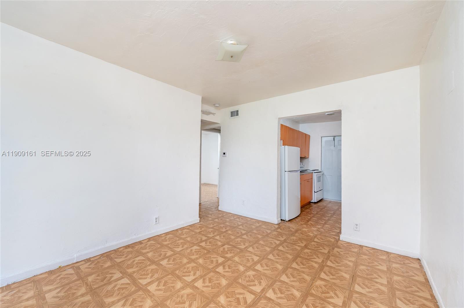 10015 Sw 170th Terrace Property Photo 4