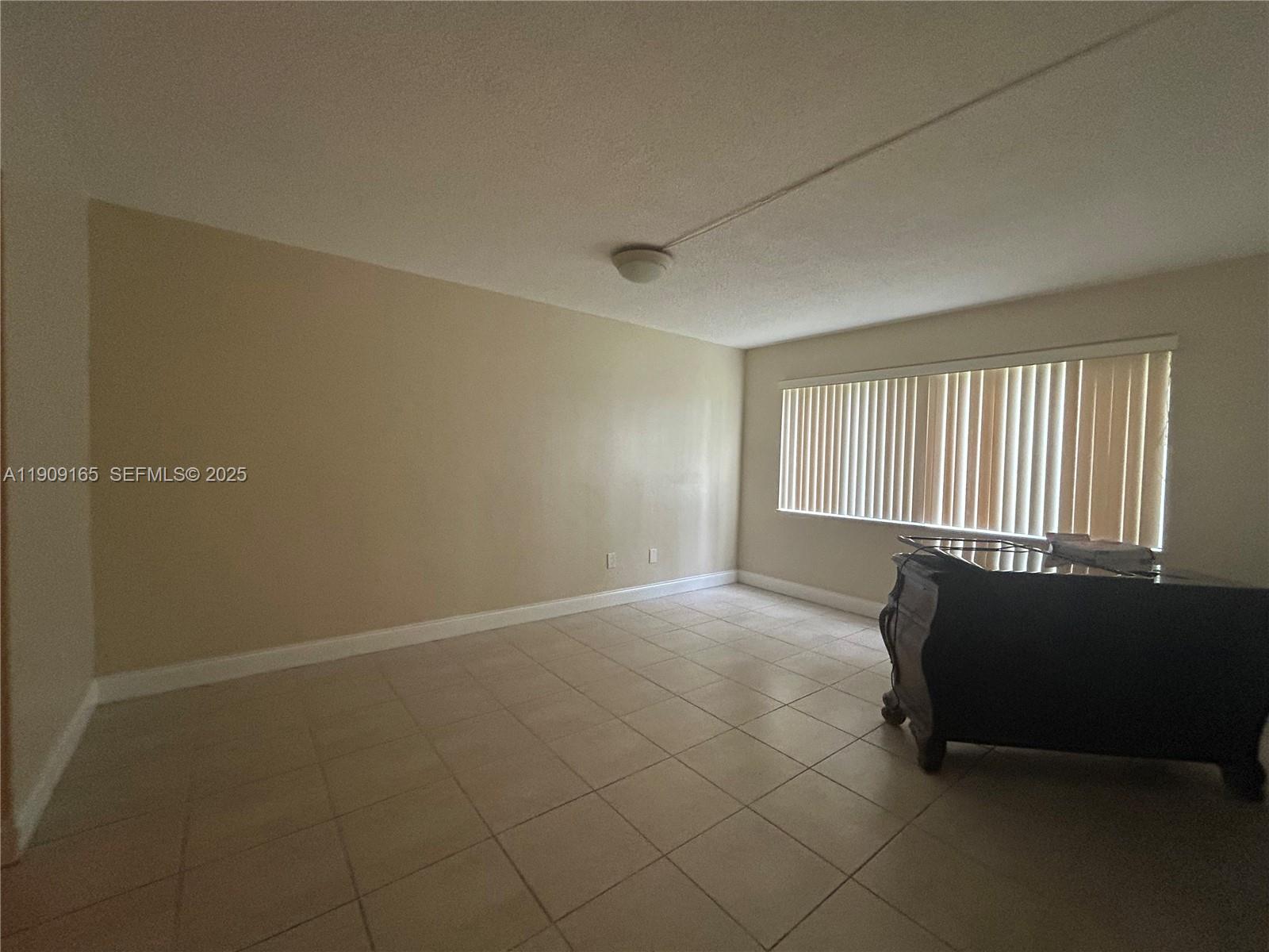 14850 Naranja Lakes Boulevard B1g Property Photo 4