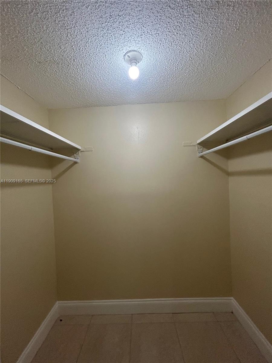 14850 Naranja Lakes Boulevard B1g Property Photo 9