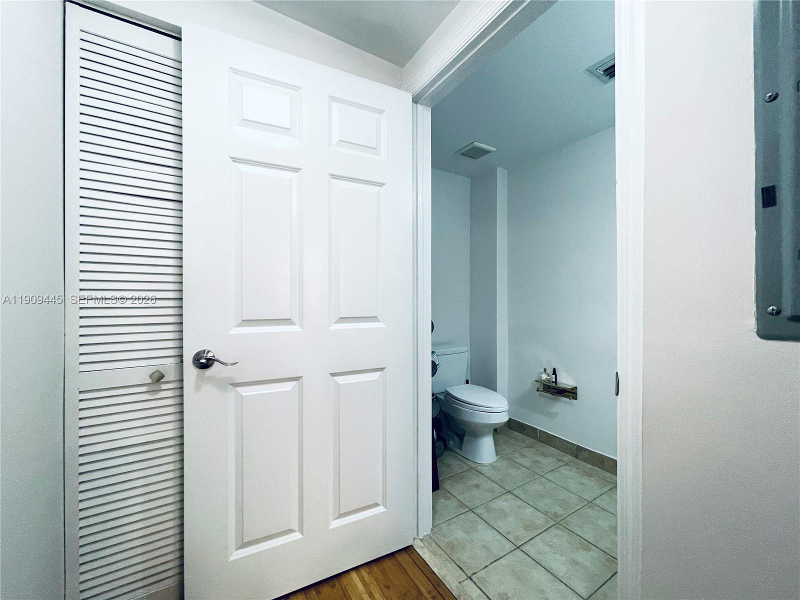 888 S Douglas Road 119 Property Photo 17