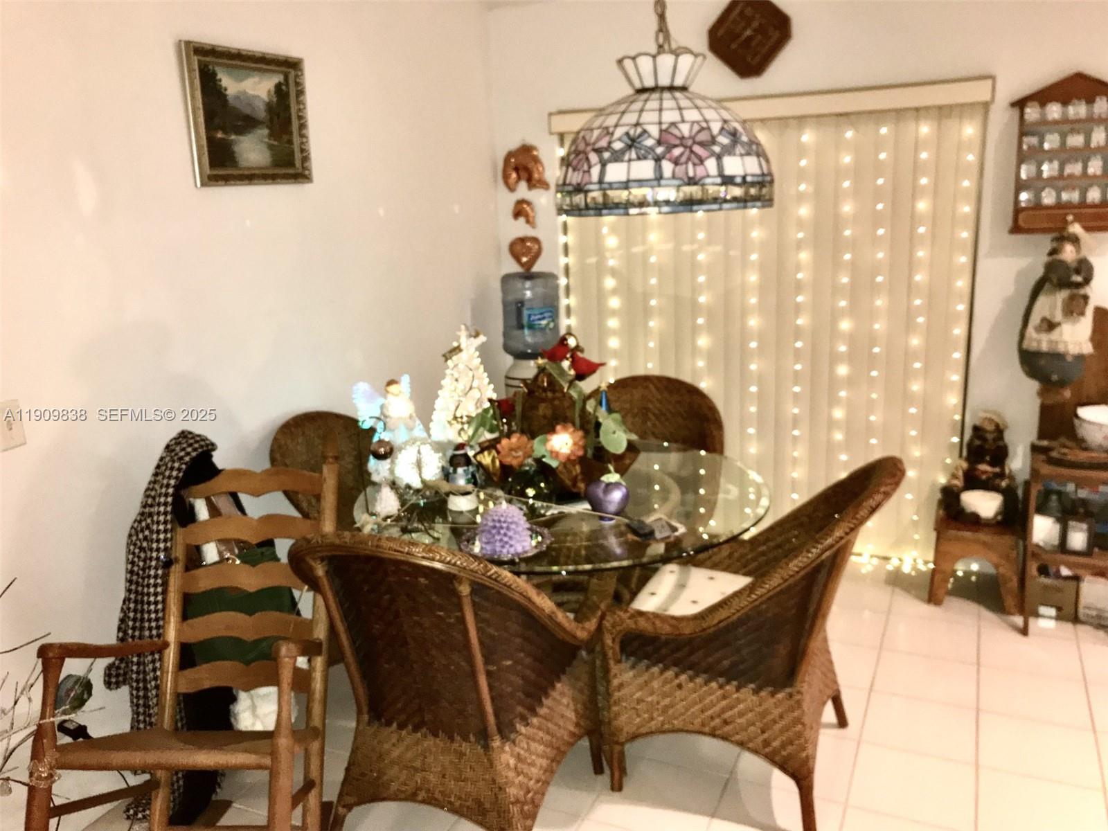 A11909838 Property Photo 9