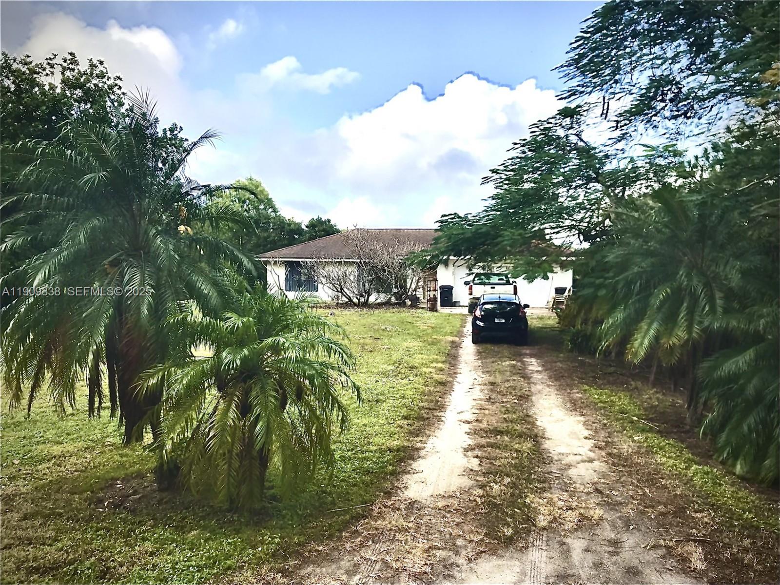 A11909838 Property Photo 19