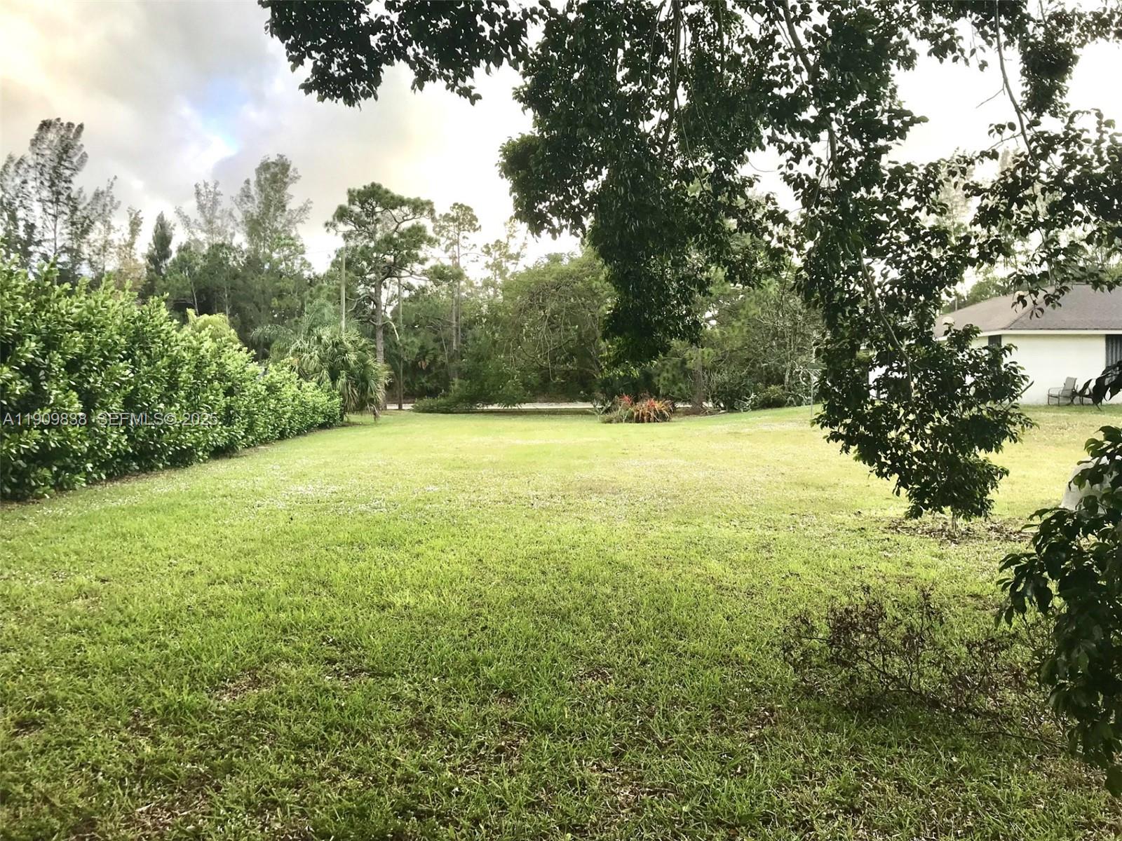 A11909838 Property Photo 20