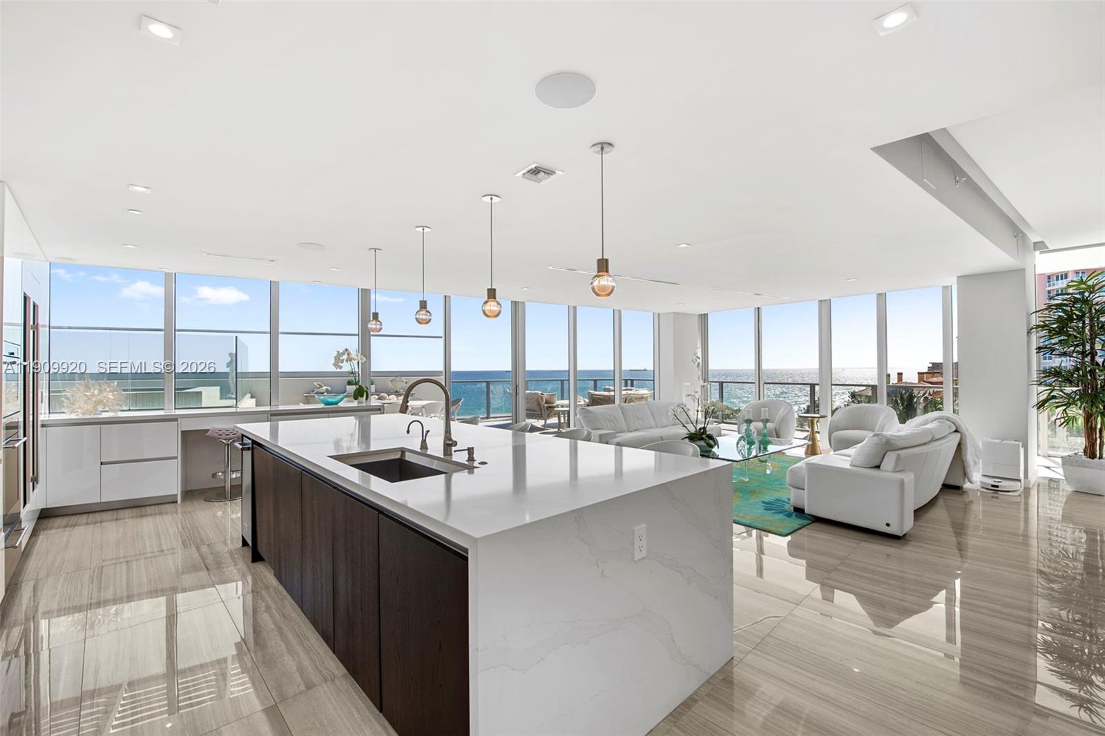 2200 N Ocean Boulevard N605 Property Photo 12