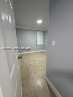 1805 W 56th Street 412 Property Photo 11