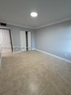 1805 W 56th Street 412 Property Photo 19