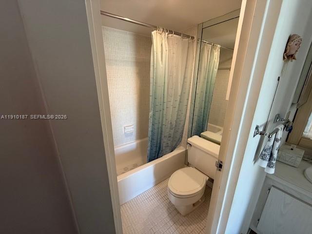 3625 N Country Club Drive 304 Property Photo 17