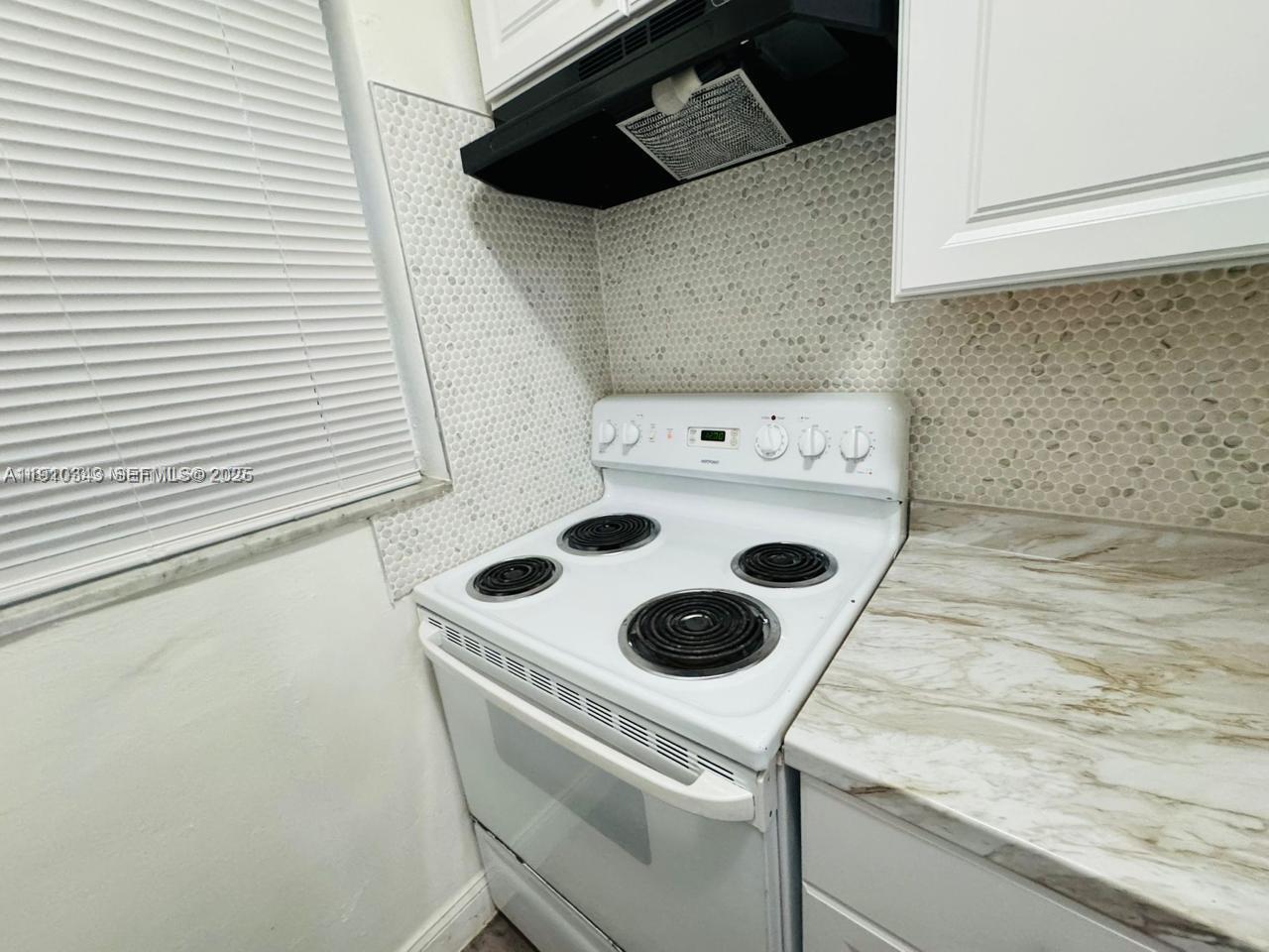 932 Nw 5th Street Property Photo 7