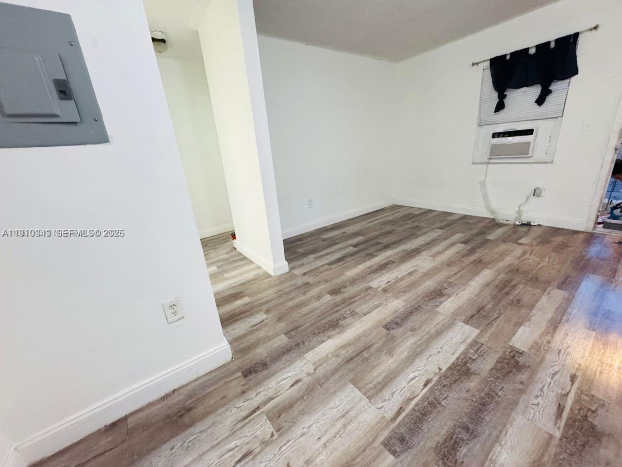 932 Nw 5th Street Property Photo 8